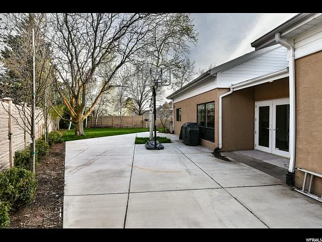 1407 S Chancellor Way — Photo 35