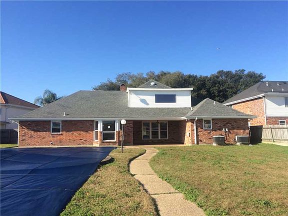 5th image of 7209 Lake Willow Dr