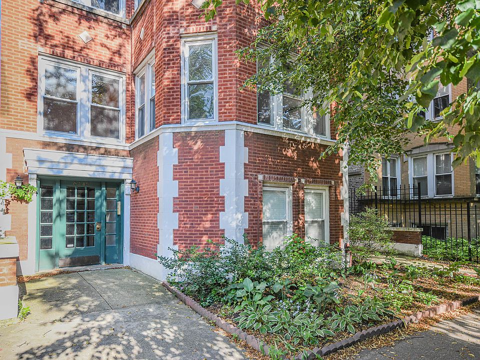 1st image of 6445 N Greenview Ave APT 1