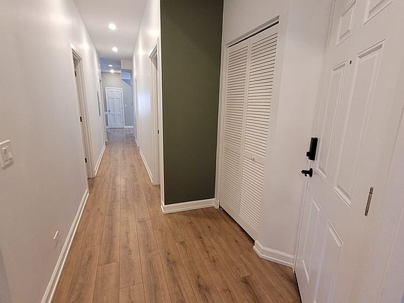 5th image of 4739 N Albany Ave Unit 1