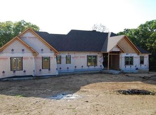 571 Saint Marys Rd, Villa Ridge, MO 63089