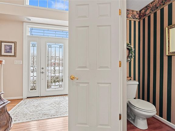 4th image of 1004 Deveron Ct