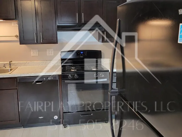 1820 Arlington Ave #2 — Photo 4