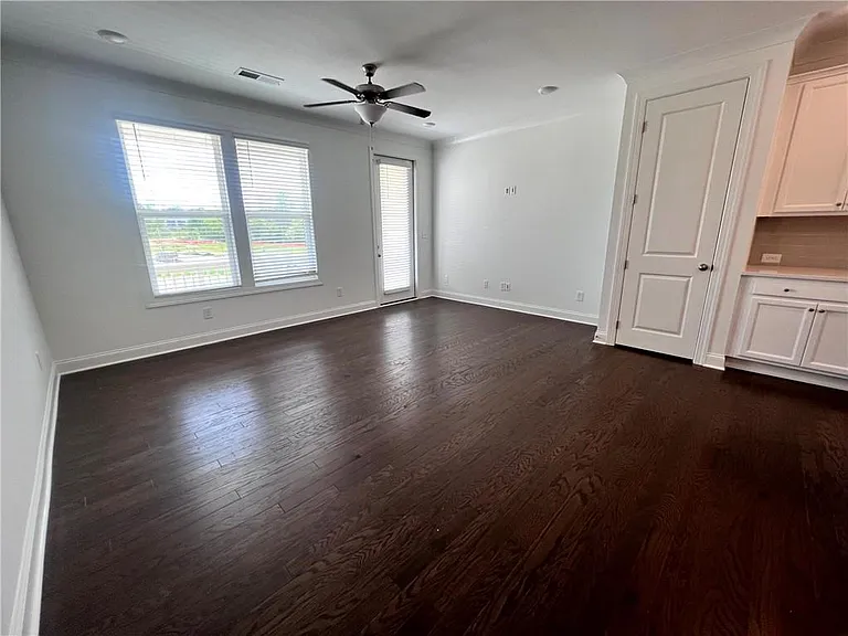 4273 Baden Aly — Photo 10