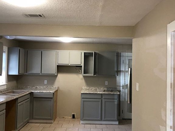 5th image of 1031 Joseph Ave