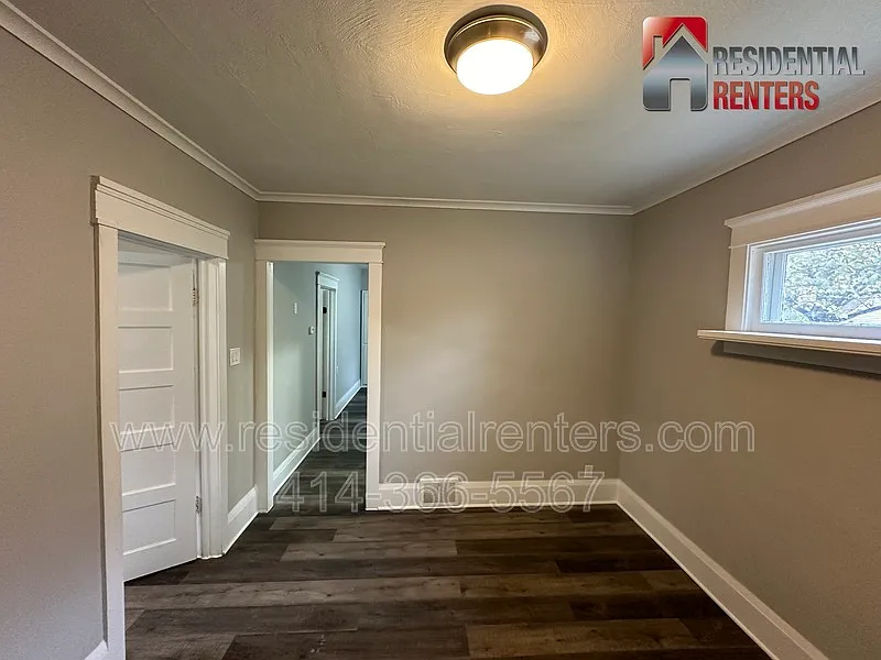 3 bed, 1.5 bath, 1190 sqft, $1,550 — Photo 3