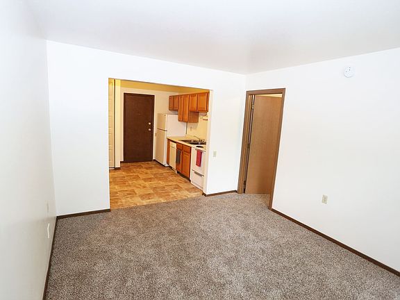 4th image of 615 1st Ave S #45