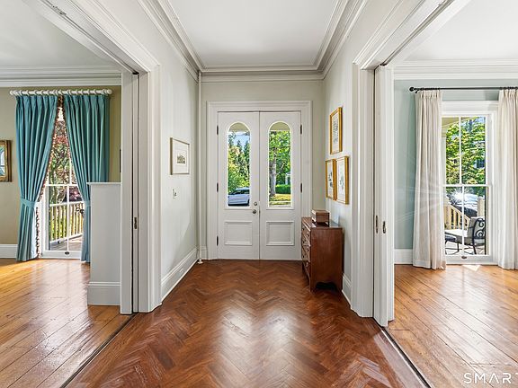 3rd image of 26 Spruce Street