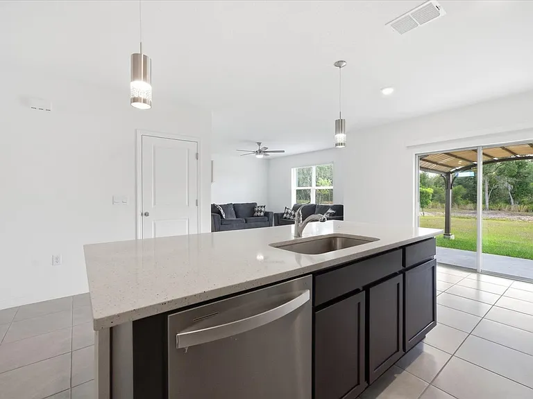 2868 Gardiner Ln — Photo 6