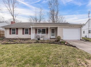 2801 Sangamon Dr, Champaign, IL 61821