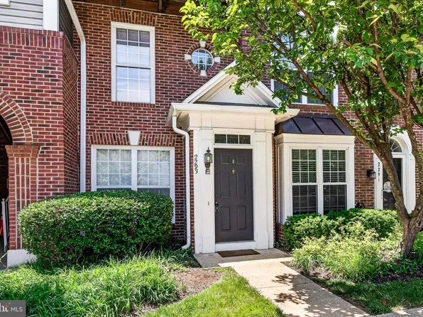 2293 Village Crossing Rd, Falls Church, VA 22043