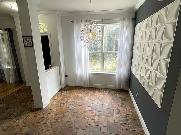 2nd image of 3420 San Jacinto Cir #1
