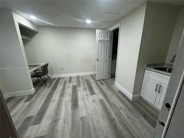 582 E 18th St #C, Hialeah, FL 33013