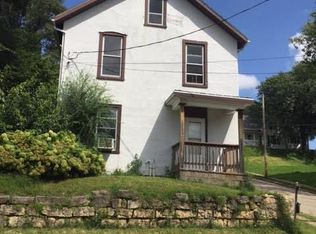 2416 Stafford St, Dubuque, IA 52001