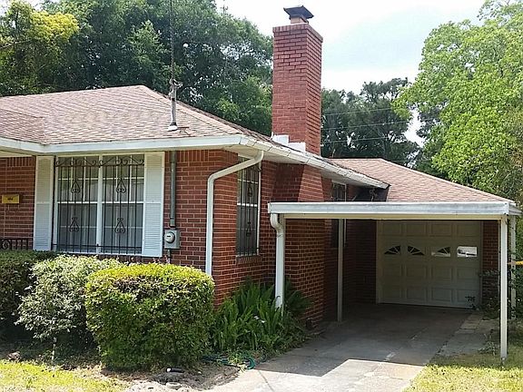 2nd image of 4234 Pinewood Ave