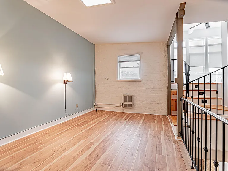 15 Ravine St — Photo 9