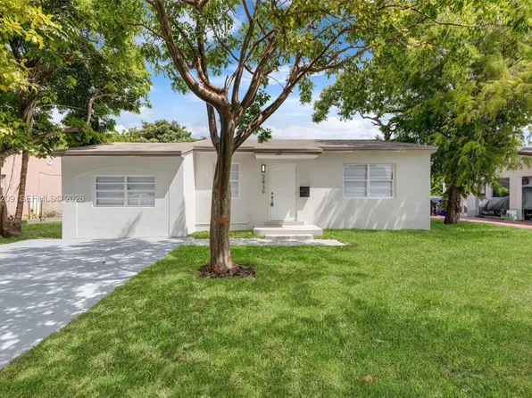 2839 Mayo St, Hollywood, FL 33020