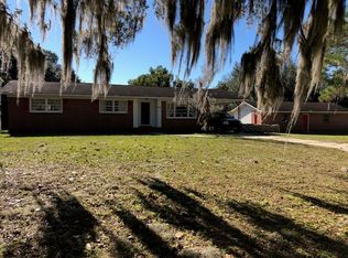 407 Fort King George Dr, Darien, GA 31305