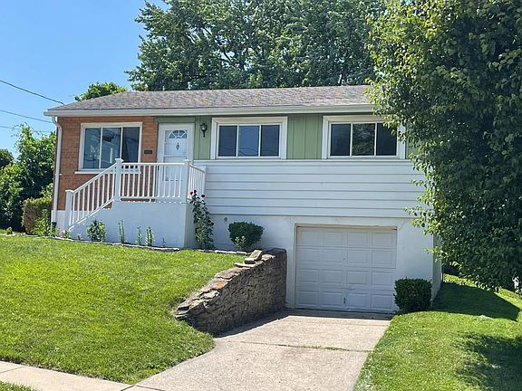 3rd image of 2167 Faywood Ave