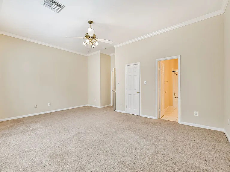 1408 Tuam St — Photo 20