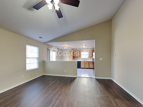 3rd image of 5524 Wood Hollow Dr
