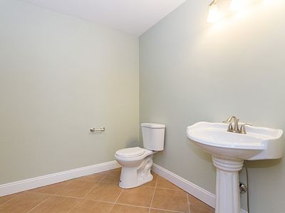 21 Corbett St, Andover, MA, 01810