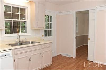 4th image of 354 Kirkley Cir