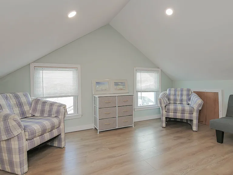 229 N Derby Ave #2 — Photo 44