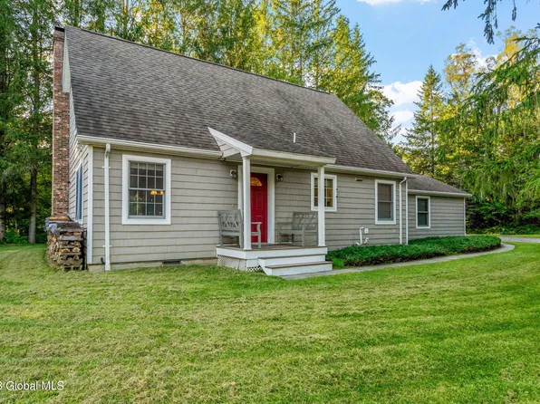 38 Grange Hall Road, Stephentown, NY 12168