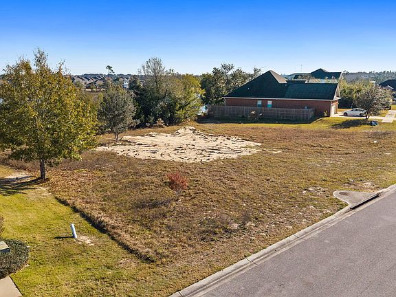5th image of 311 Meadowview Ter