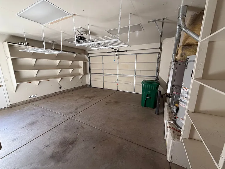 1041 Turnberry Dr — Photo 12