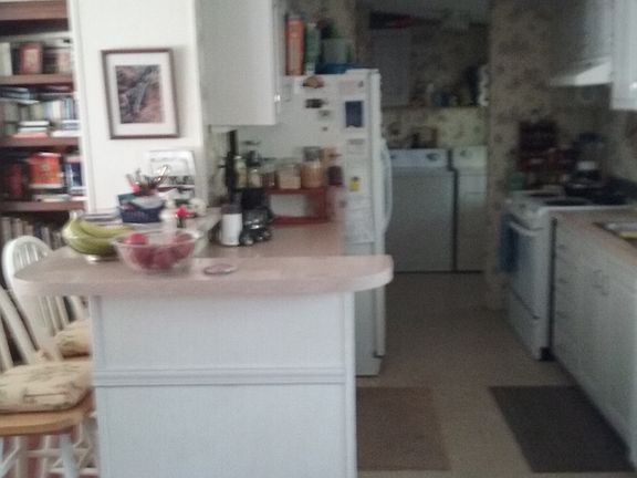 3rd image of 12 Outer Park Dr