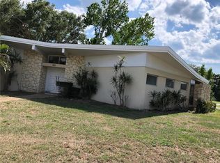 2060 Brookhaven Dr, Sarasota, FL 34239