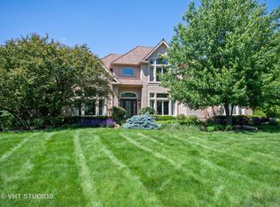 36W746 Whispering Trl, St Charles, IL 60175