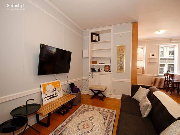 4th image of 801 Greenwich St #3F
