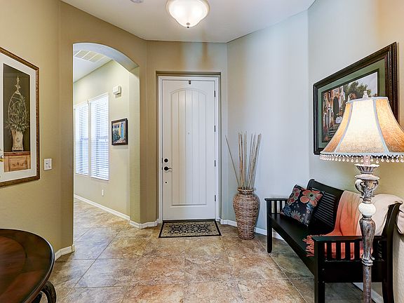 4th image of 20913 W Wycliff Ct