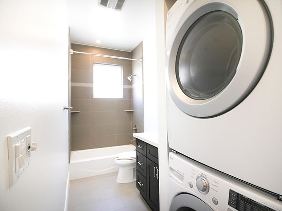 5th image of 1485 Clay St #10