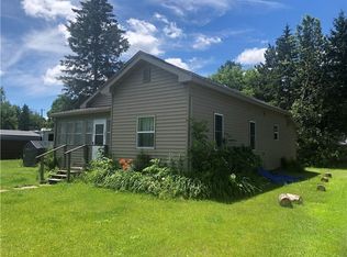 1035 N Alvey St, Bruce, WI 54819