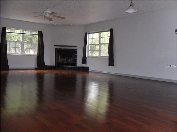 4th image of 1101 Pinellas Bayway S APT 401