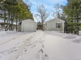 107 Hedgeview Dr, Fredericton, NB E3B6R8