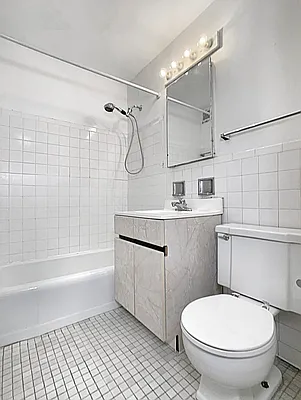 Rented by Compass | media 6