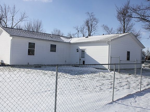 2nd image of 97 Linn St