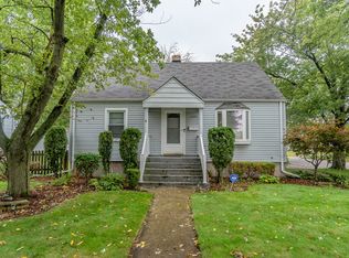 3454 Randolph St, Lansing, IL 60438