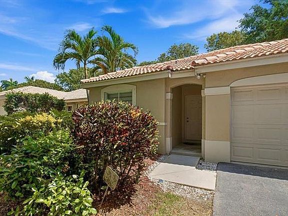 5th image of 4112 Pine Ridge Ln #4112