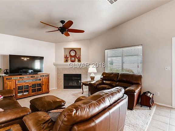 5th image of 1070 Deangelis Dr