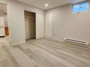 74 Angus Dr #C15, Toronto, ON M2J 2X1