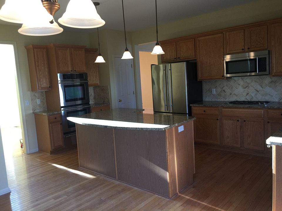 1st image of 3590 Bellcrest Dr