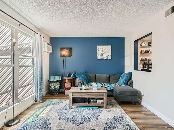 3550 S Harlan Street #200, Denver, CO 80235