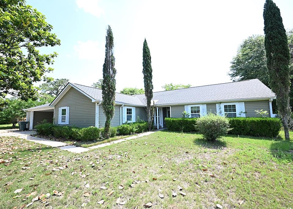 1st image of 267 Barbara Dr
