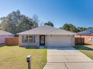 711 Forgotten Creek Ln, Pensacola, FL 32514
